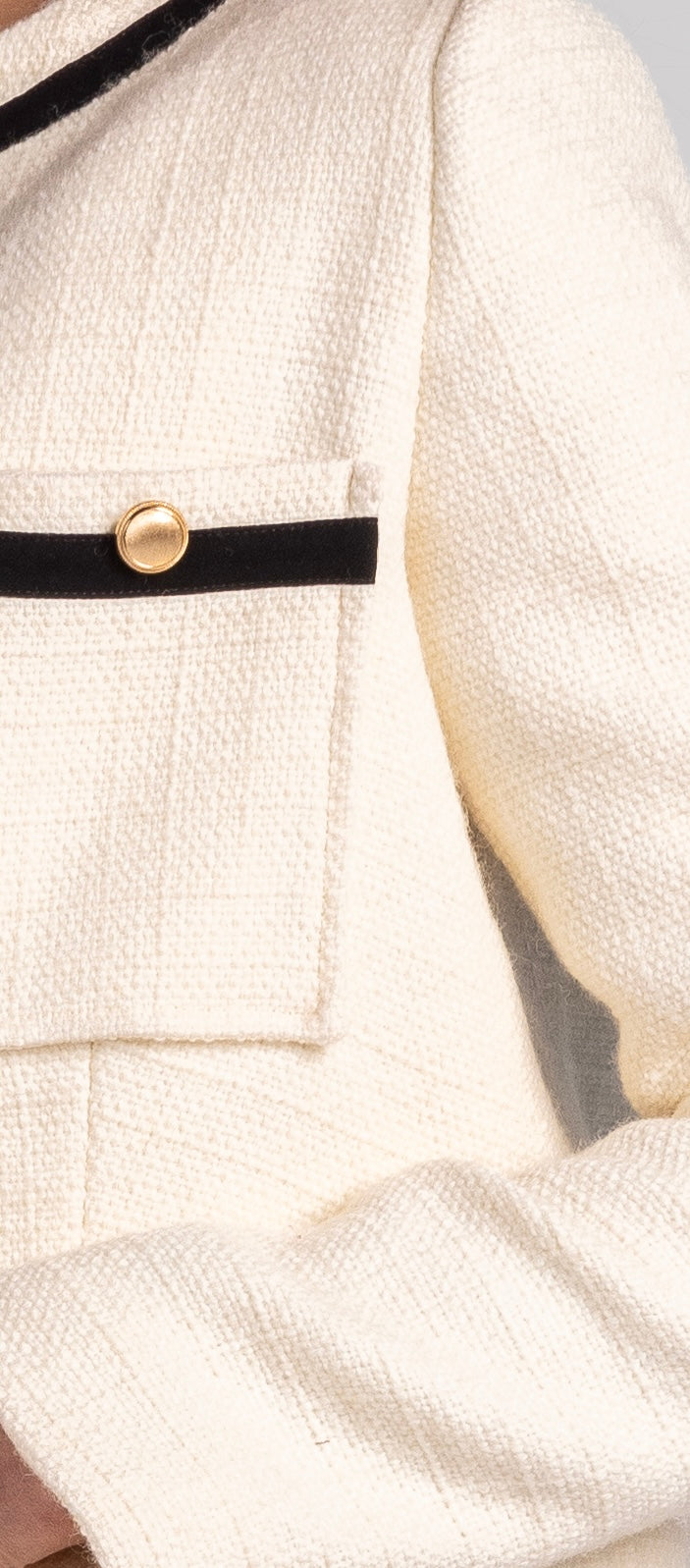 Tweed Essence Tailored  in Ivory-black Suit Set