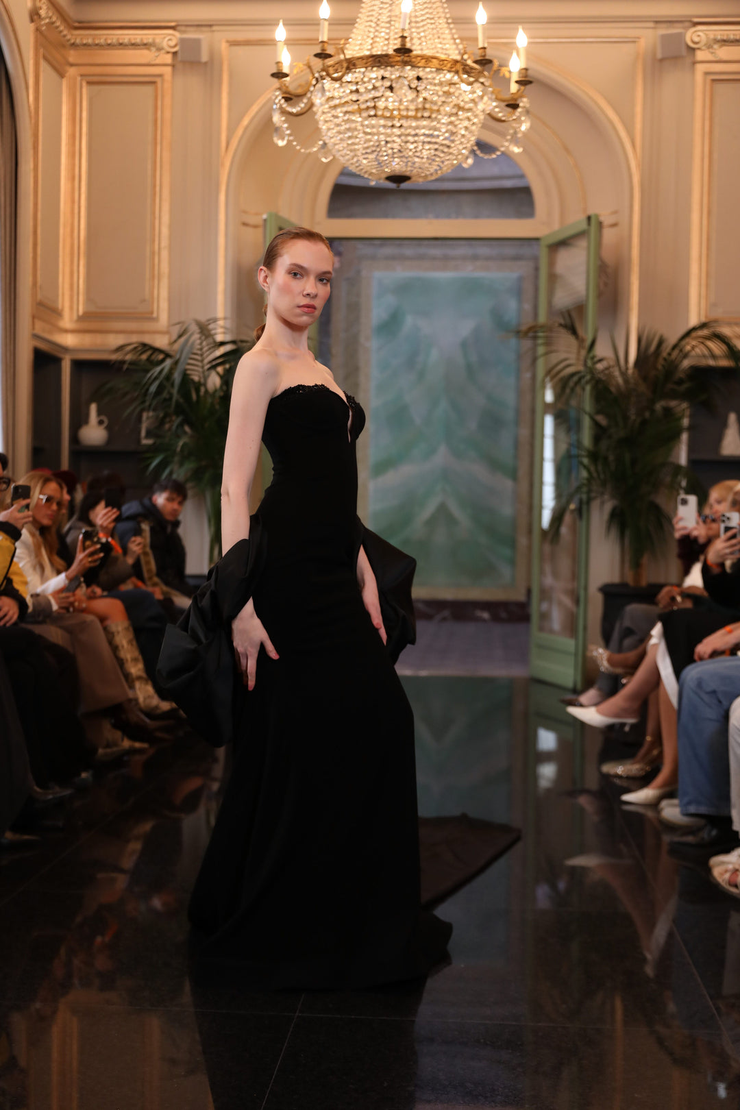 فستان أوروينا