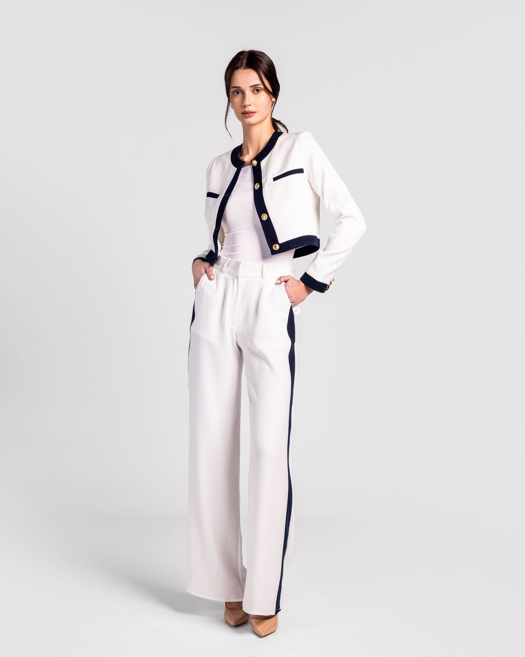 مجموعة البدلة الكاجوال المعاصرة