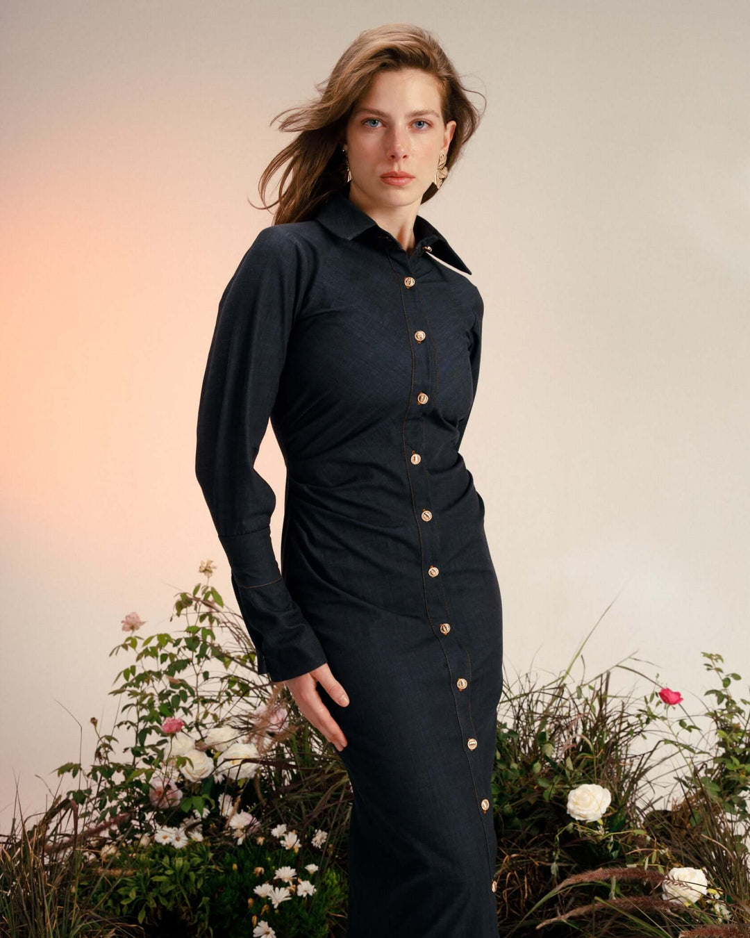 فستان جينز متوسط ​​الطول