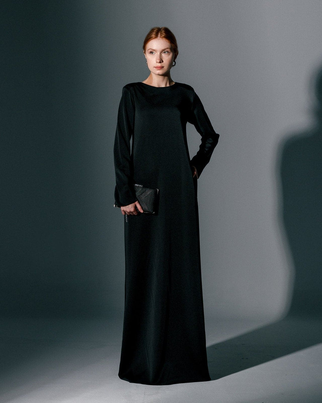 SALIA , BLACK GOWN DRESS WITH GOLDEN ZIPPER