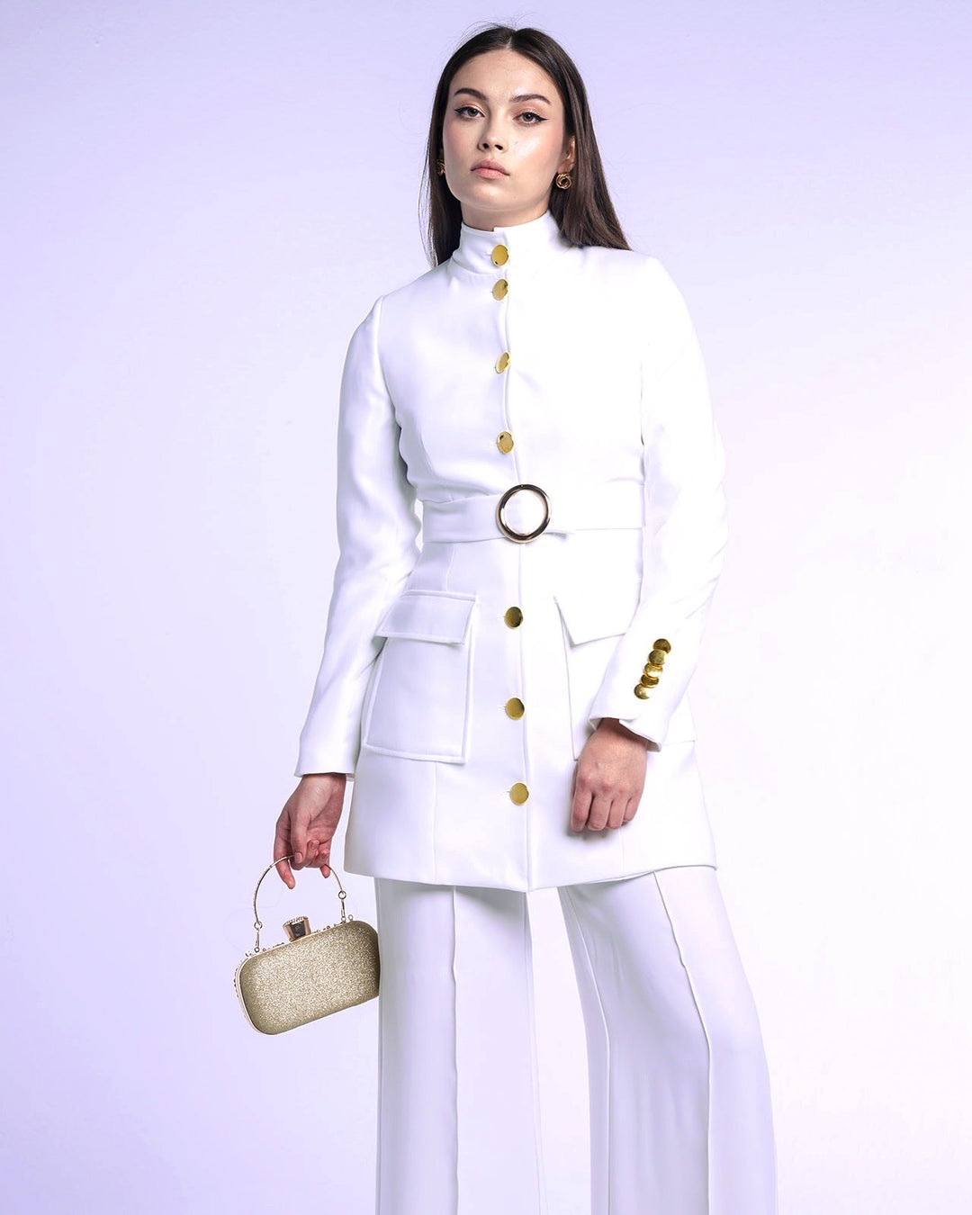 السترة الإسبانية ذات الحزام