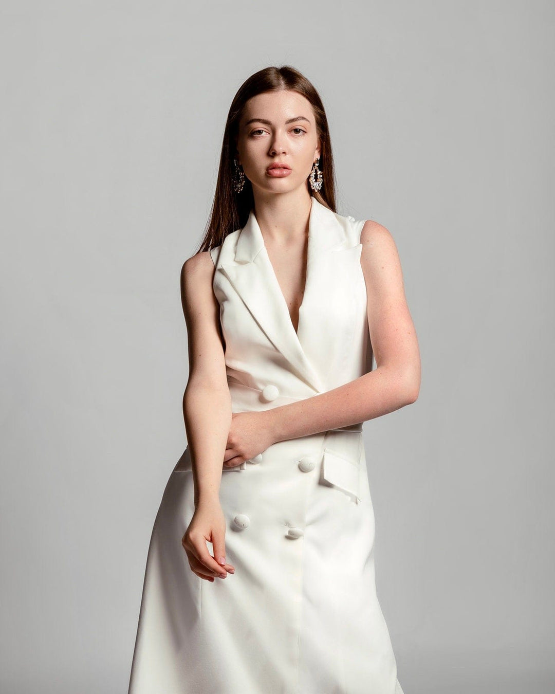 فستان جديد ميدي بستايل بليزر ذو صدر مزدوج وحزام