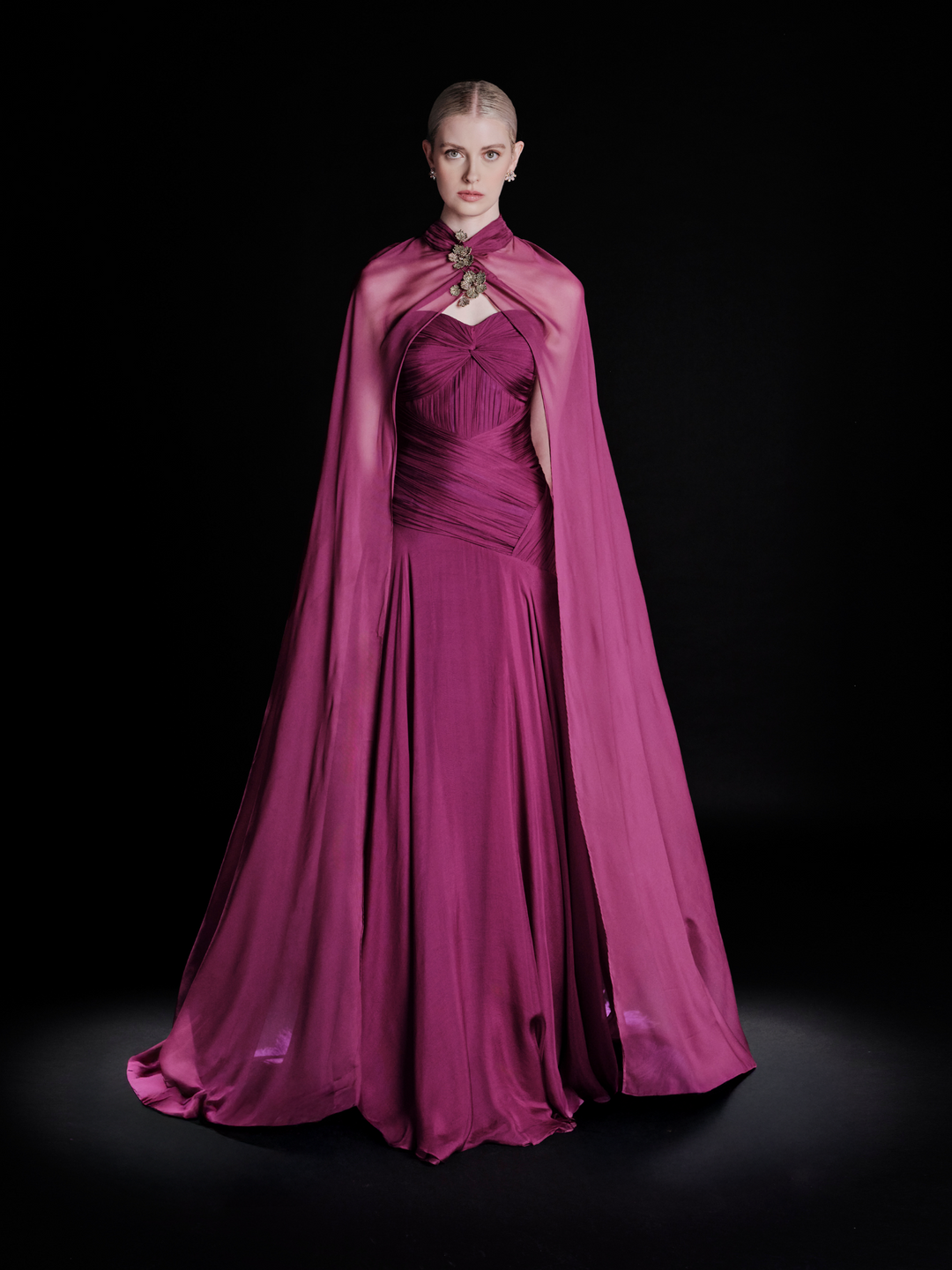 فستان ياسمينة