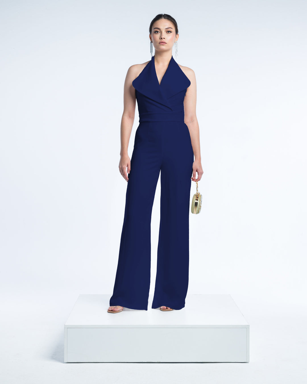 بدلة فاليريا