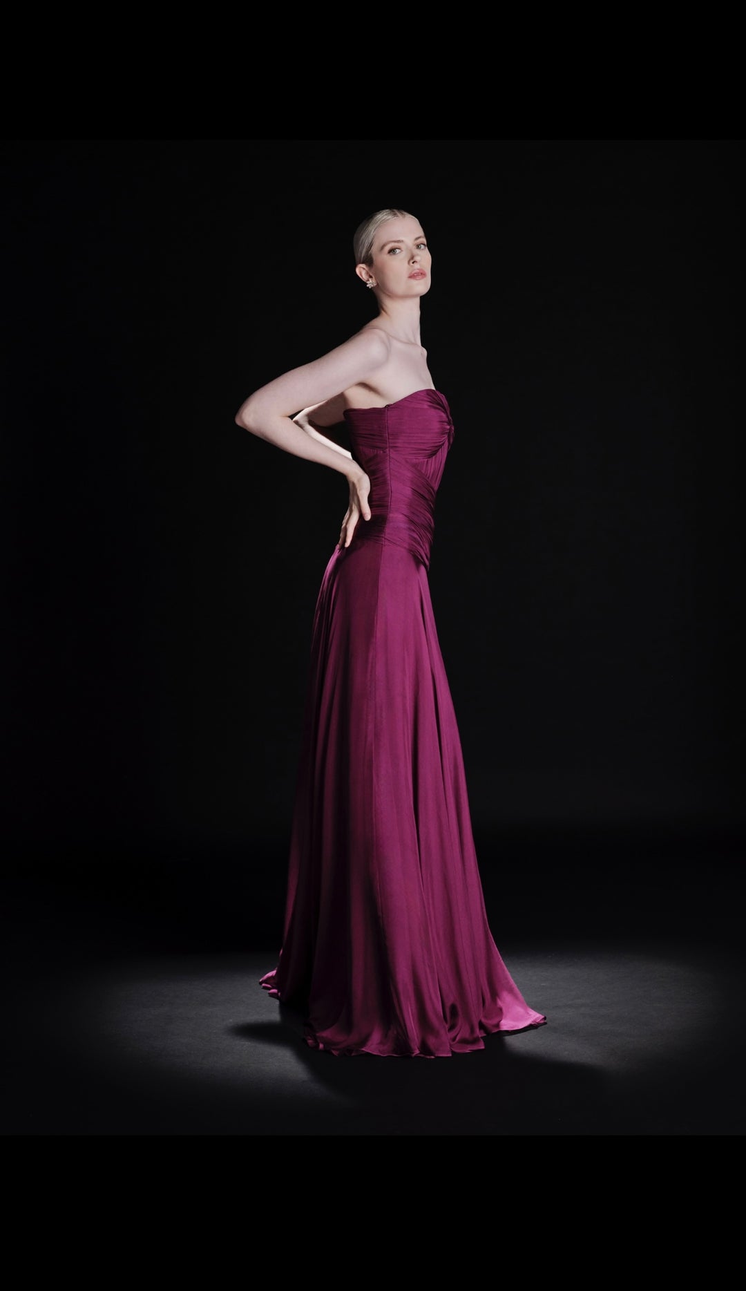 فستان ياسمينة