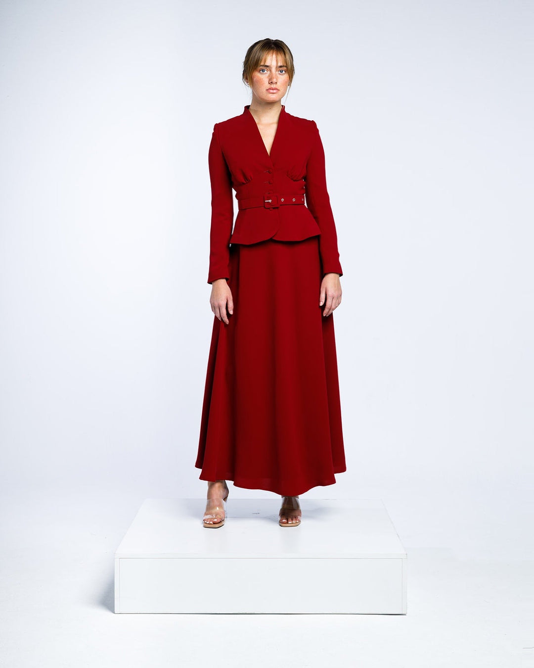 بليزر كاملا القصير المزود بحزام