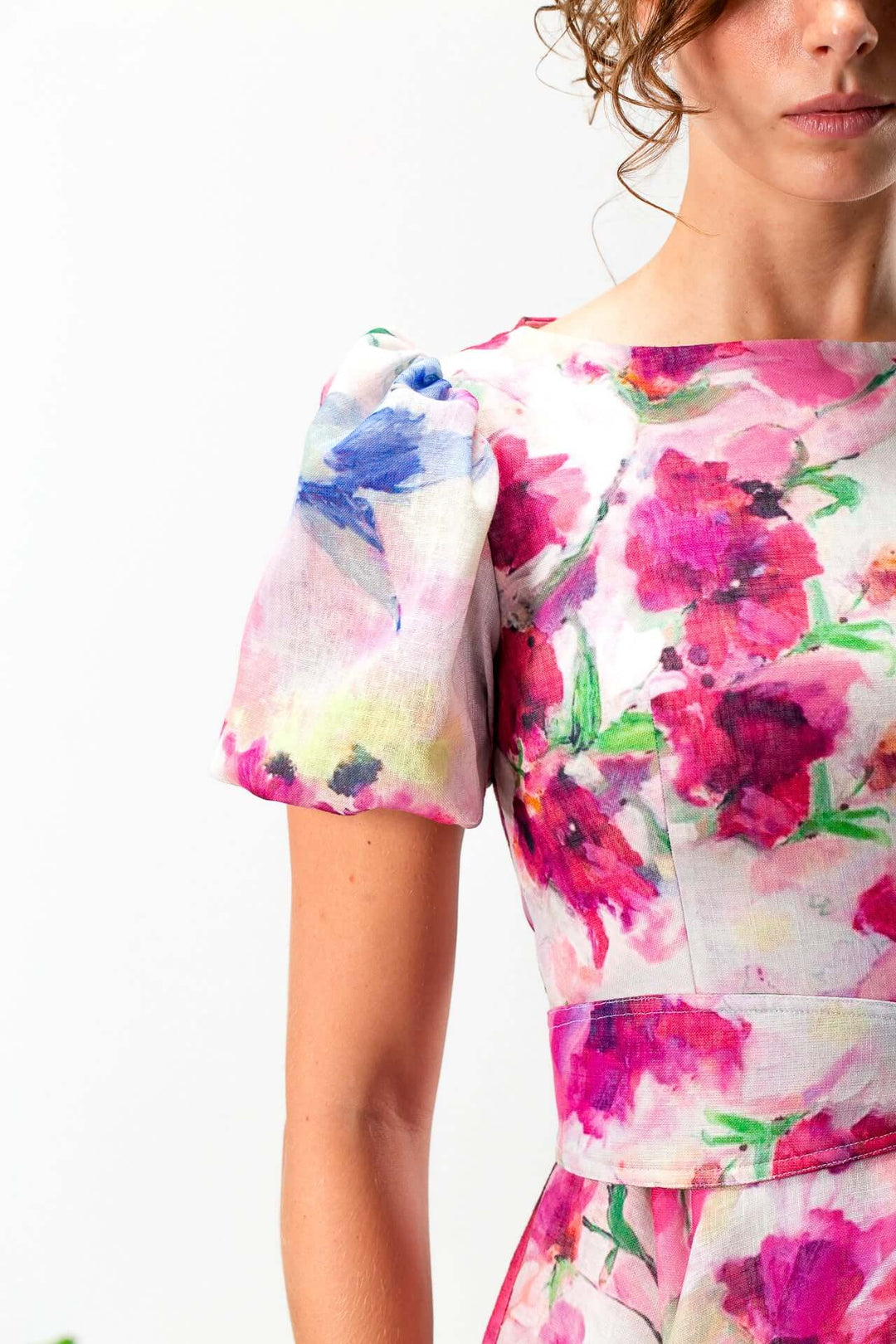 بلوزة حرير غير تقليدية