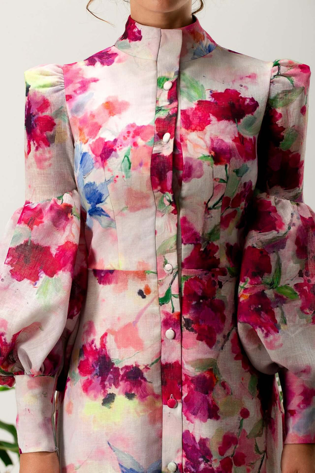 بلوزة حرير غير تقليدية