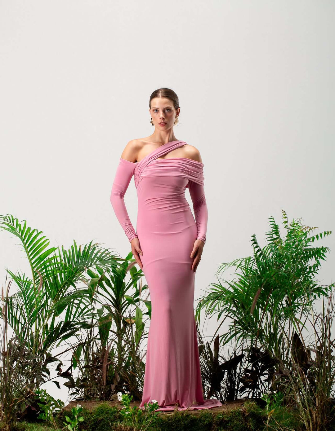 بلوزة حرير غير تقليدية