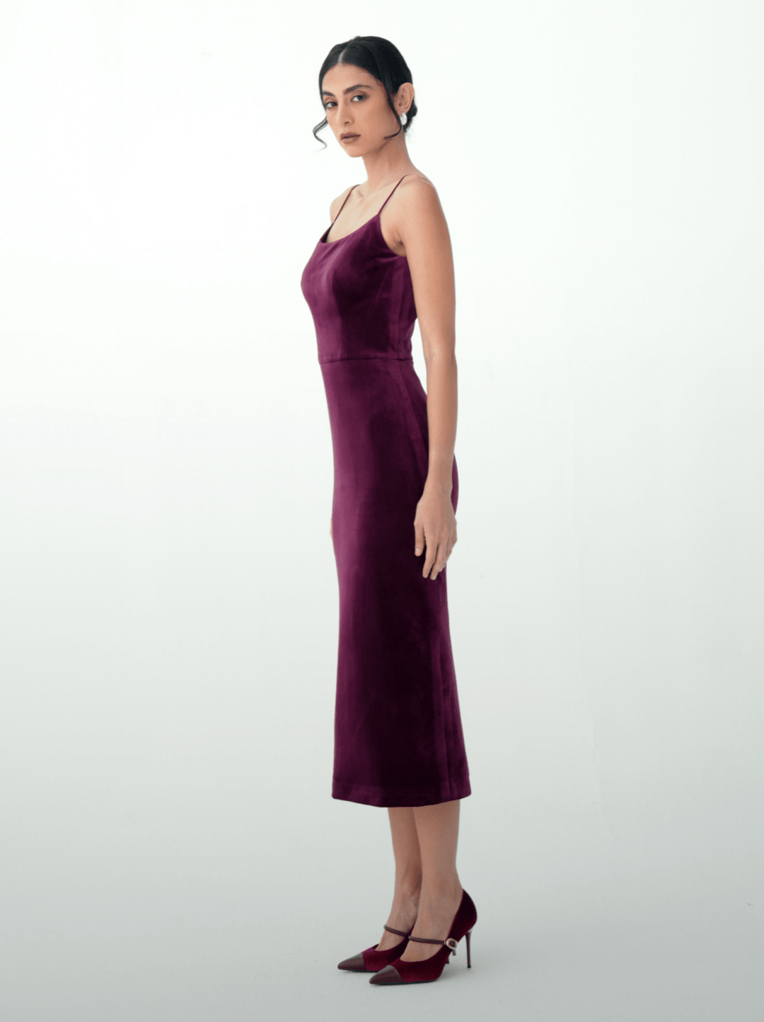 فستان النبيذ الملكي