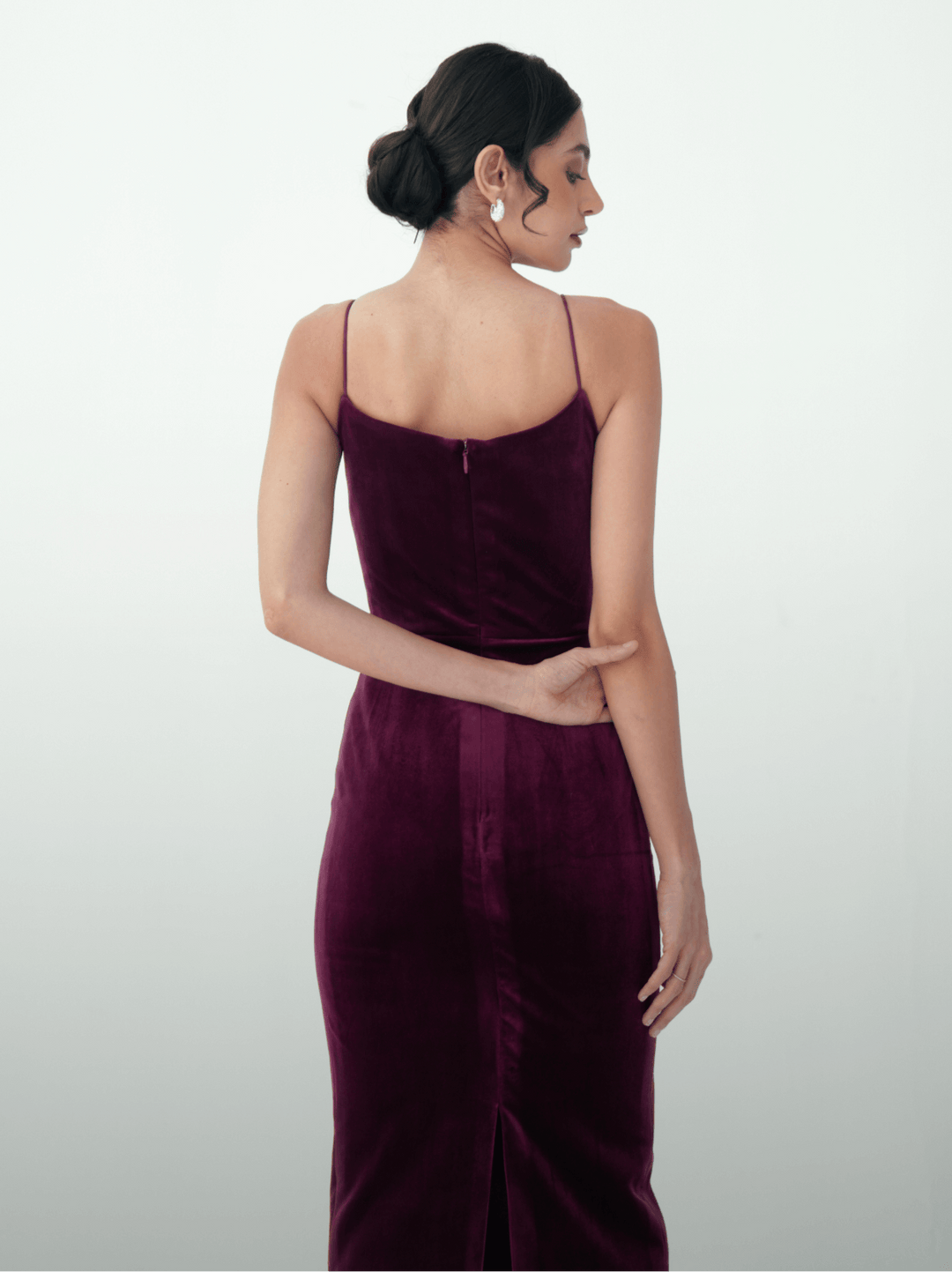 فستان النبيذ الملكي