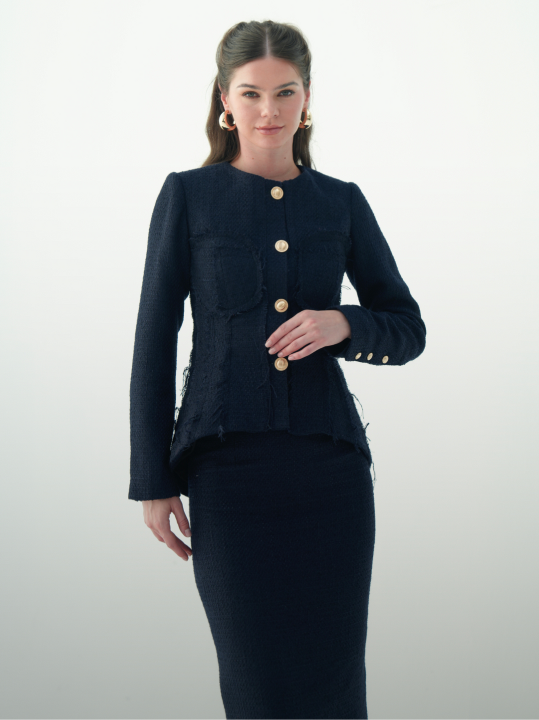 بدلة تويد زرقاء داكنة